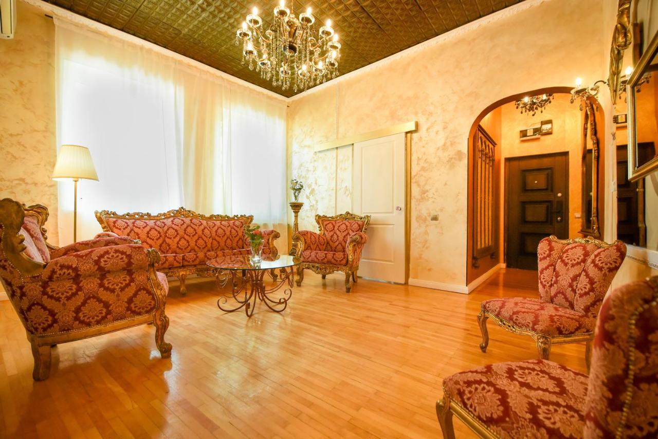 The Museum - Wonderful Super Central Apartment Bükreş Dış mekan fotoğraf