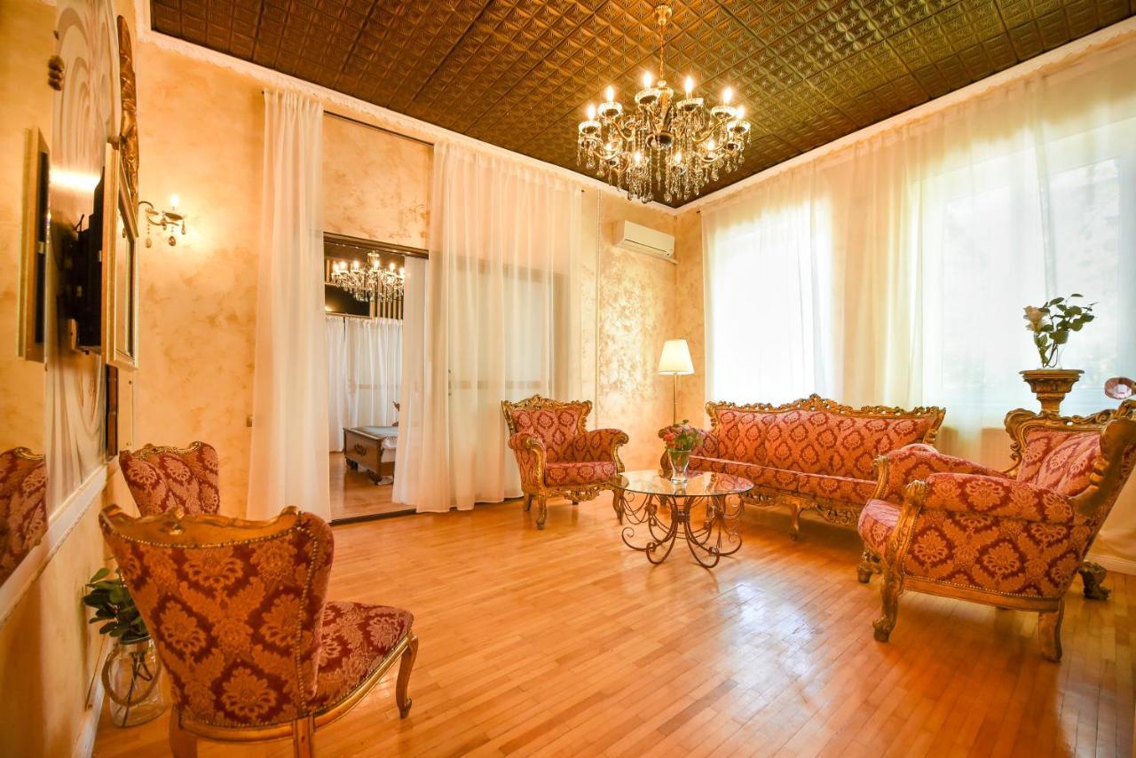 The Museum - Wonderful Super Central Apartment Bükreş Dış mekan fotoğraf