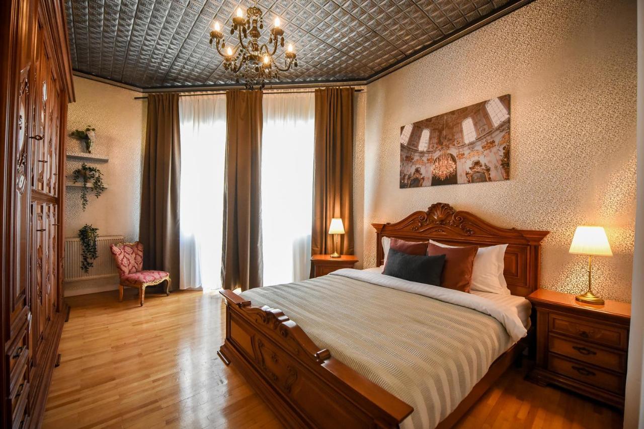 The Museum - Wonderful Super Central Apartment Bükreş Dış mekan fotoğraf